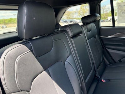 2026 Jeep Grand Cherokee GRAND CHEROKEE LIMITED RESERVE 4X4