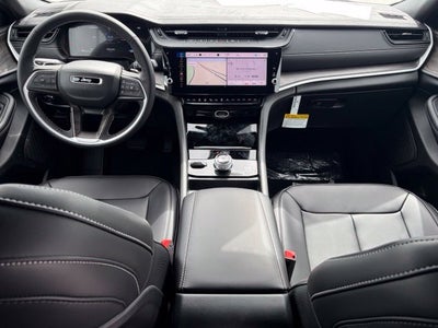 2027 Jeep Grand Cherokee GRAND CHEROKEE LIMITED 4X4