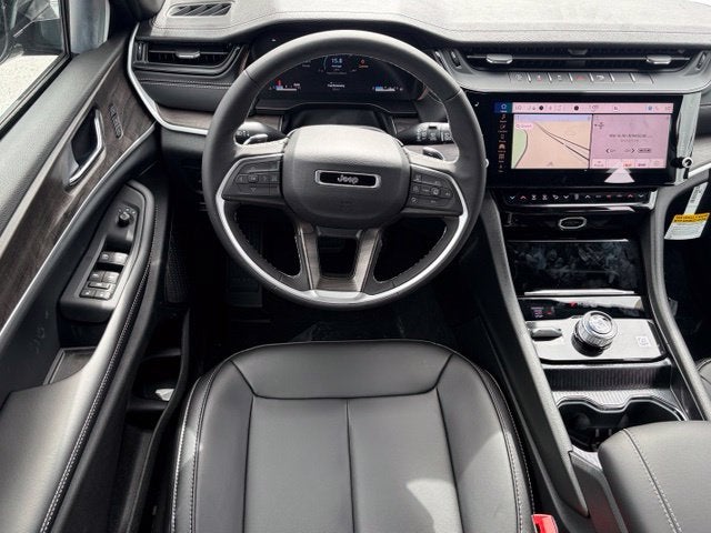 2027 Jeep Grand Cherokee GRAND CHEROKEE LIMITED 4X4