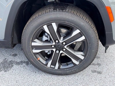 2027 Jeep Grand Cherokee GRAND CHEROKEE LIMITED 4X4