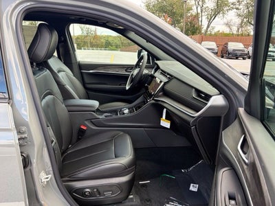 2027 Jeep Grand Cherokee GRAND CHEROKEE LIMITED 4X4