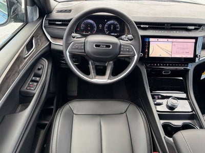 2027 Jeep Grand Cherokee GRAND CHEROKEE LIMITED 4X4