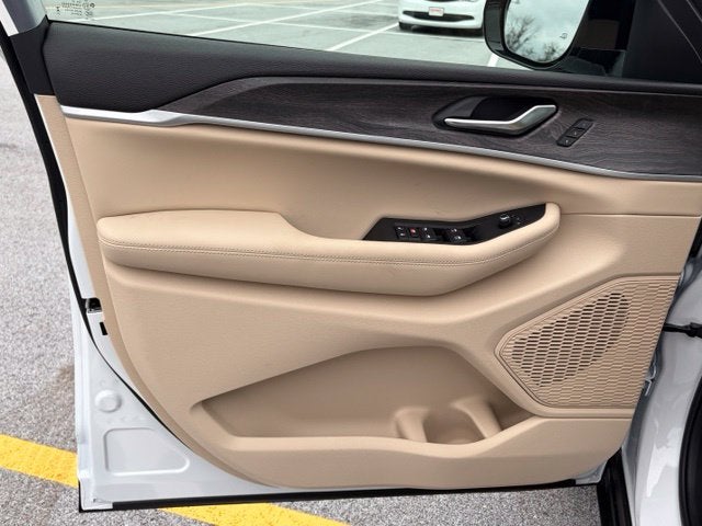 2027 Jeep Grand Cherokee GRAND CHEROKEE LIMITED 4X4