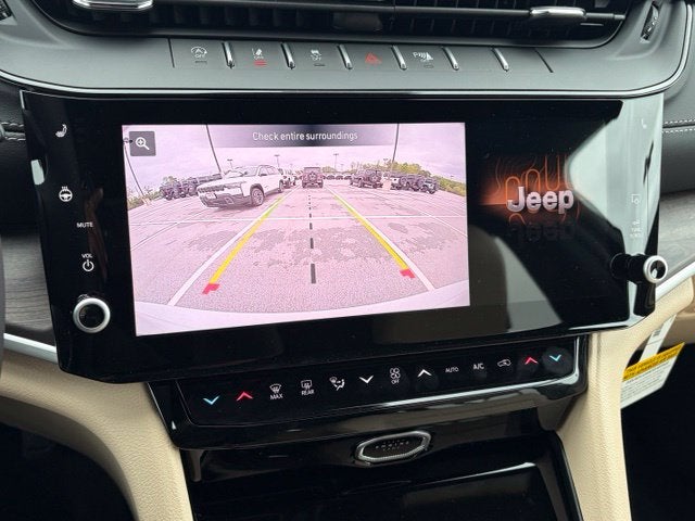 2027 Jeep Grand Cherokee GRAND CHEROKEE LIMITED 4X4