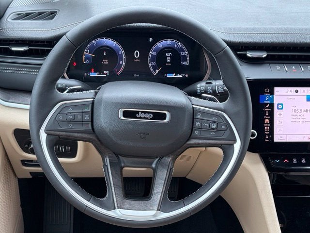 2027 Jeep Grand Cherokee GRAND CHEROKEE LIMITED 4X4