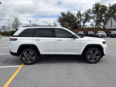 2027 Jeep Grand Cherokee GRAND CHEROKEE LIMITED 4X4
