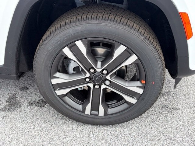 2027 Jeep Grand Cherokee GRAND CHEROKEE LIMITED 4X4