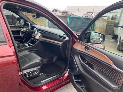 2022 Jeep Grand Cherokee Summit 4x4