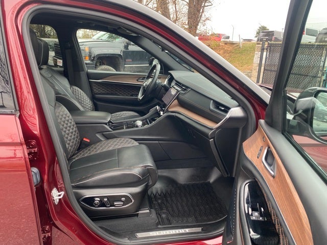 2022 Jeep Grand Cherokee Summit 4x4