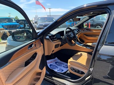 2023 Jeep Grand Cherokee Summit Reserve 4x4