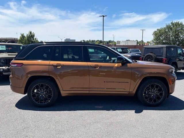 2026 Jeep Grand Cherokee GRAND CHEROKEE SUMMIT 4X4