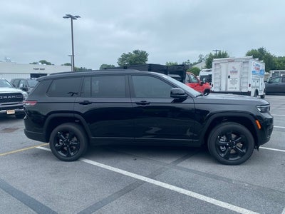 2025 Jeep Grand Cherokee GRAND CHEROKEE L ALTITUDE X 4X4