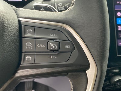 2025 Jeep Grand Cherokee L Altitude 4x4