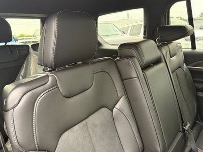 2026 Jeep Grand Cherokee GRAND CHEROKEE L LAREDO ALTITUDE 4X4