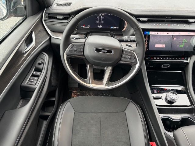 2026 Jeep Grand Cherokee GRAND CHEROKEE L LAREDO ALTITUDE 4X4