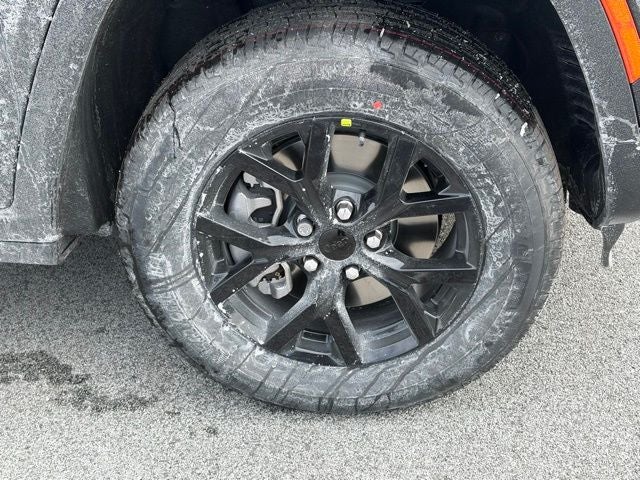 2026 Jeep Grand Cherokee GRAND CHEROKEE L LAREDO ALTITUDE 4X4