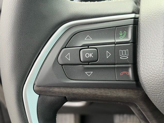 2026 Jeep Grand Cherokee GRAND CHEROKEE L LAREDO ALTITUDE 4X4