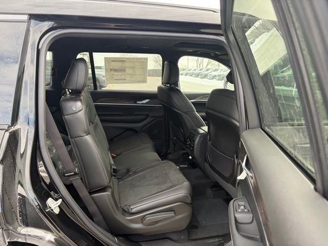 2026 Jeep Grand Cherokee GRAND CHEROKEE L LAREDO ALTITUDE 4X4