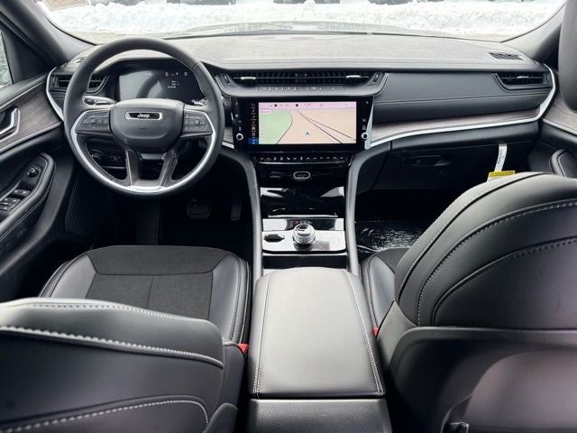 2026 Jeep Grand Cherokee GRAND CHEROKEE L LAREDO ALTITUDE 4X4