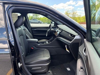 2026 Jeep Grand Cherokee GRAND CHEROKEE L LAREDO ALTITUDE 4X4