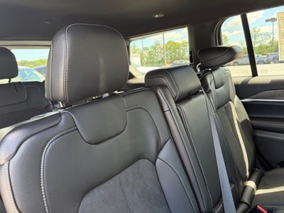 2026 Jeep Grand Cherokee GRAND CHEROKEE L LAREDO ALTITUDE 4X4
