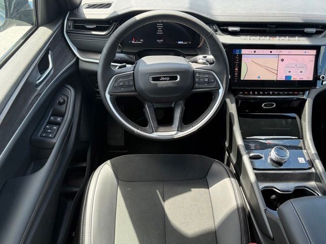 2026 Jeep Grand Cherokee GRAND CHEROKEE L LAREDO ALTITUDE 4X4