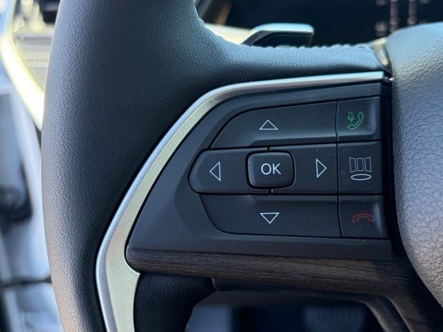 2026 Jeep Grand Cherokee GRAND CHEROKEE L LAREDO ALTITUDE 4X4