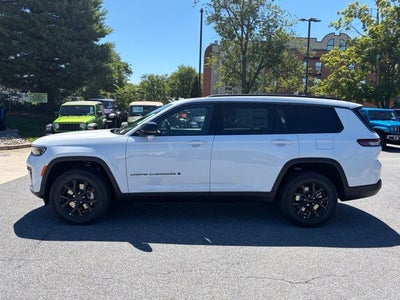 2026 Jeep Grand Cherokee GRAND CHEROKEE L LAREDO ALTITUDE 4X4
