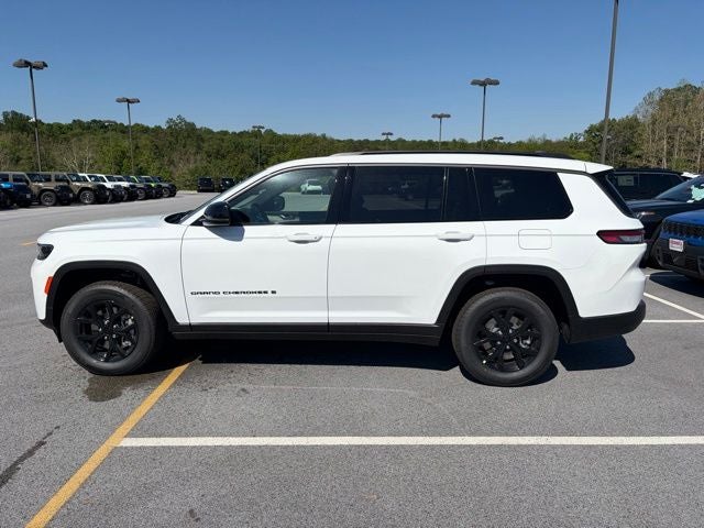 2026 Jeep Grand Cherokee GRAND CHEROKEE L LAREDO ALTITUDE 4X4