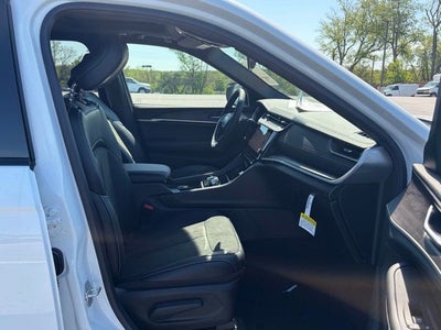 2026 Jeep Grand Cherokee GRAND CHEROKEE L LAREDO ALTITUDE 4X4