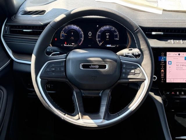 2026 Jeep Grand Cherokee GRAND CHEROKEE L LAREDO ALTITUDE 4X4