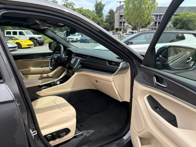 2023 Jeep Grand Cherokee L Limited 4x4