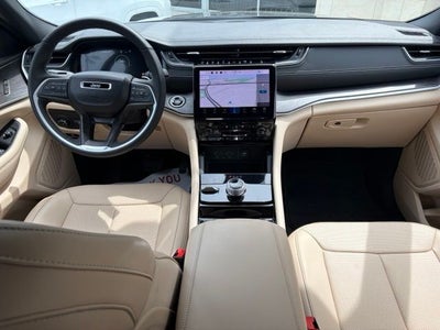 2023 Jeep Grand Cherokee L Limited 4x4