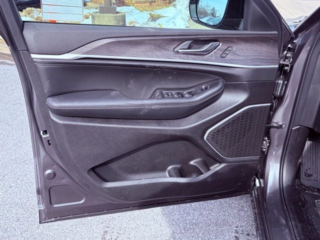 2026 Jeep Grand Cherokee GRAND CHEROKEE L LIMITED RESERVE 4X4