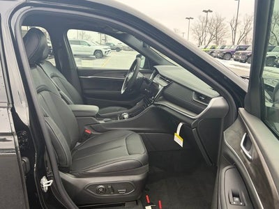 2026 Jeep Grand Cherokee GRAND CHEROKEE L LIMITED RESERVE 4X4