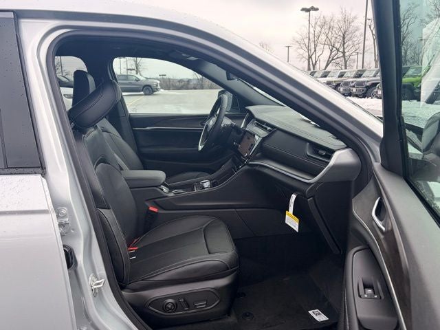 2026 Jeep Grand Cherokee GRAND CHEROKEE L LIMITED RESERVE 4X4