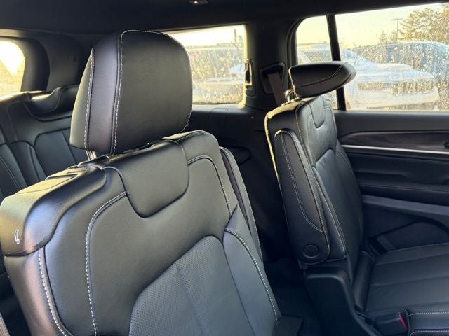 2026 Jeep Grand Cherokee GRAND CHEROKEE L LIMITED RESERVE 4X4