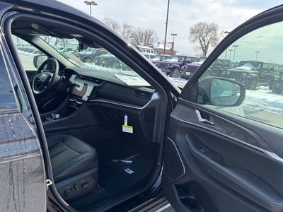 2026 Jeep Grand Cherokee GRAND CHEROKEE L LIMITED 4X4