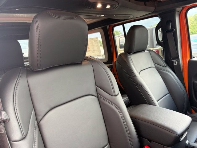 2027 Jeep Wrangler WRANGLER 4-DOOR MOAB