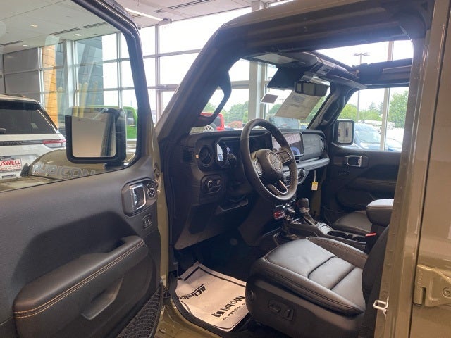 2025 Jeep Wrangler WRANGLER 4-DOOR RUBICON 392