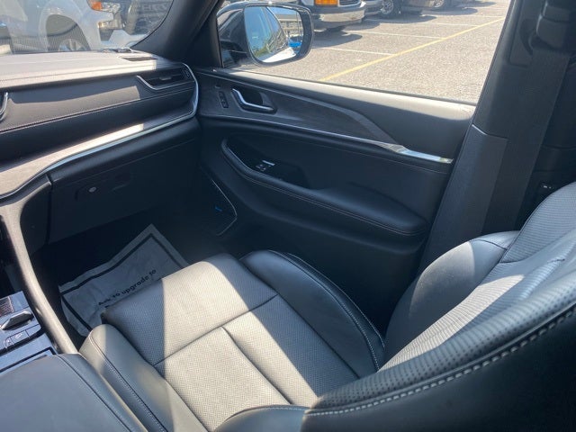 2023 Jeep Grand Cherokee 4xe Overland