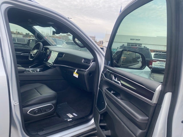 2024 Jeep Wagoneer WAGONEER L 4X4