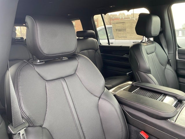 2024 Jeep Wagoneer WAGONEER L 4X4