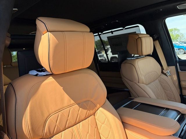 2026 Jeep Grand Wagoneer GRAND WAGONEER L SUMMIT RESERVE 4X4