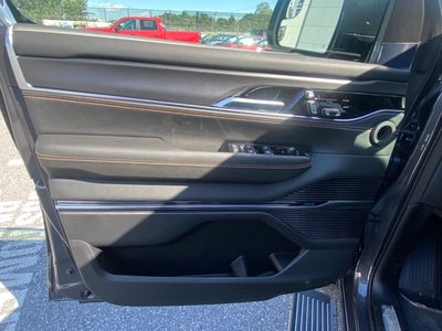 2023 Jeep Grand Wagoneer Grand Wagoneer L Series III Obsidian 4X4