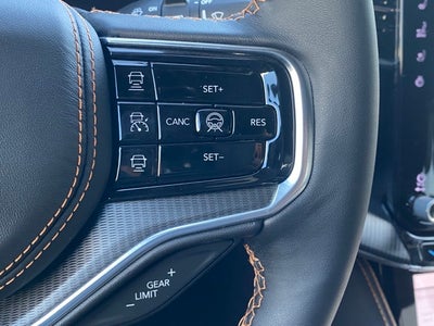 2023 Jeep Grand Wagoneer Grand Wagoneer L Series III Obsidian 4X4