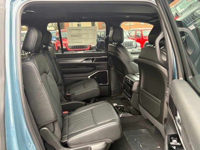 2026 Jeep Grand Wagoneer GRAND WAGONEER LIMITED ALTITUDE 4X4