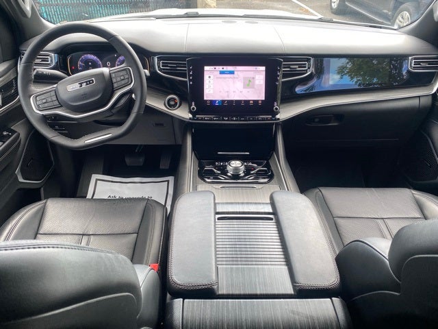 2023 Jeep Wagoneer Series III 4x4