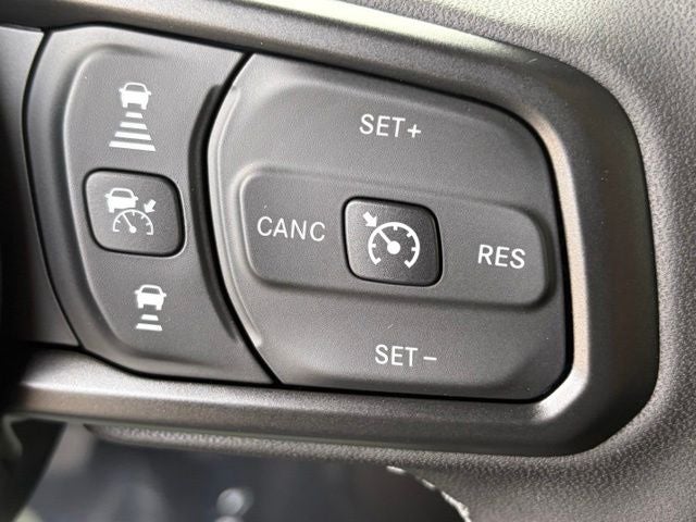 2026 Jeep Gladiator GLADIATOR SAHARA 4X4
