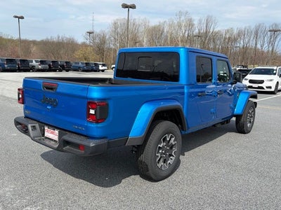 2026 Jeep Gladiator GLADIATOR SAHARA 4X4